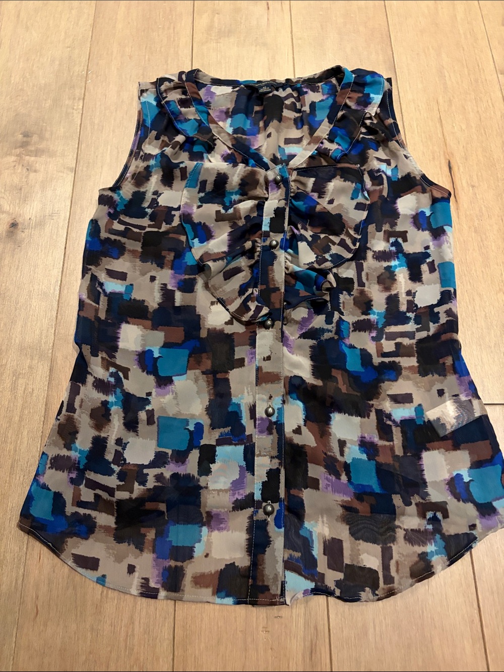 Banana Republic Sleeveless Ruffle-Front Printed Blouse - Blue, Brown, Gray
